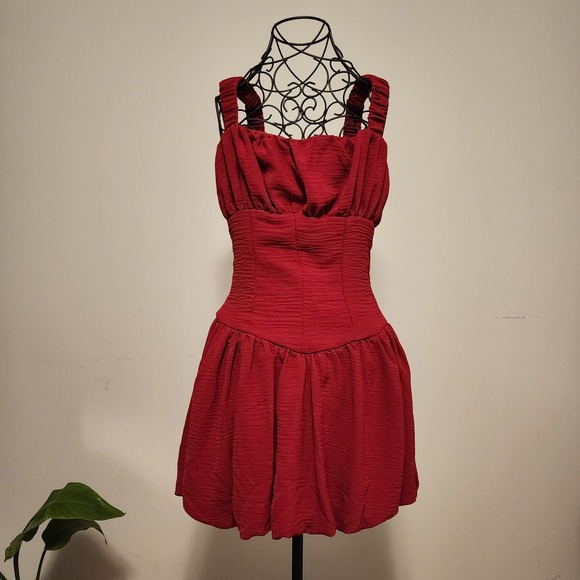 Urban Outfitters Dresses & Skirts - Urban Outfitters Red Ruched Bubble Hem Mini Dress Textured Fit & Flare Size S